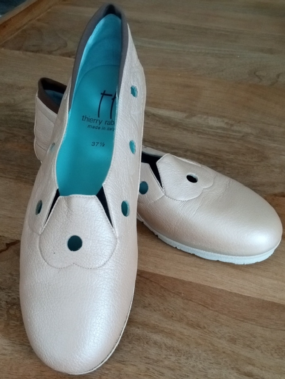 Thierry Rabotin Leather Ballet Flats